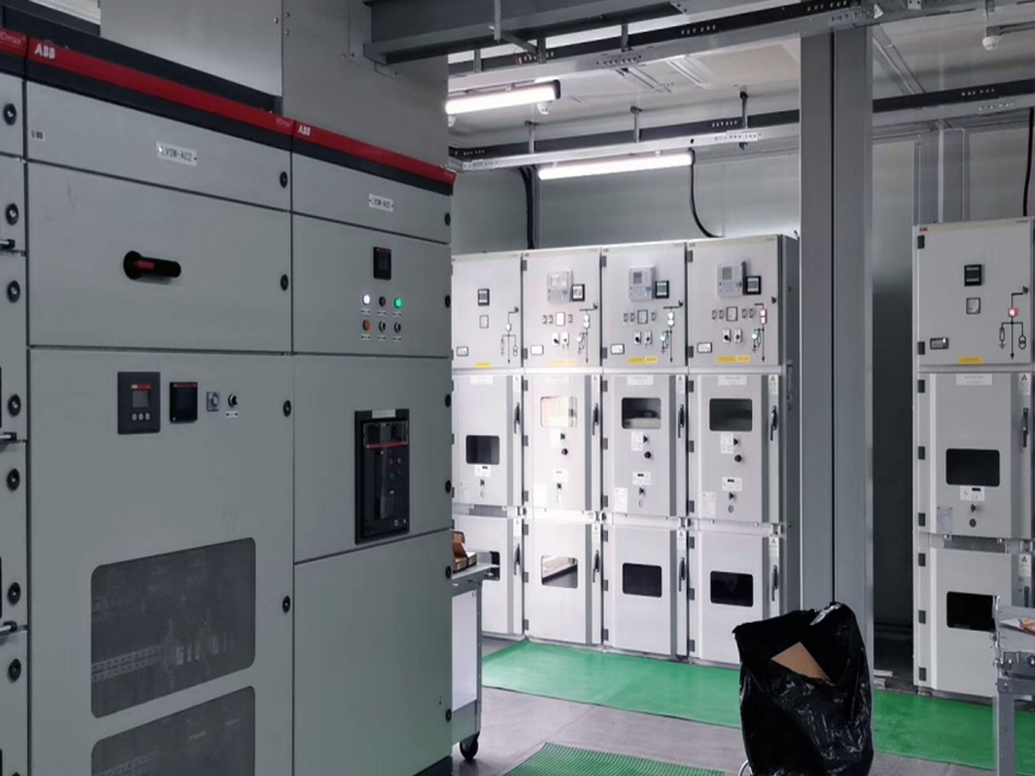 10KV預(yù)裝式變電站雙路一備一用-上港集團(tuán)
